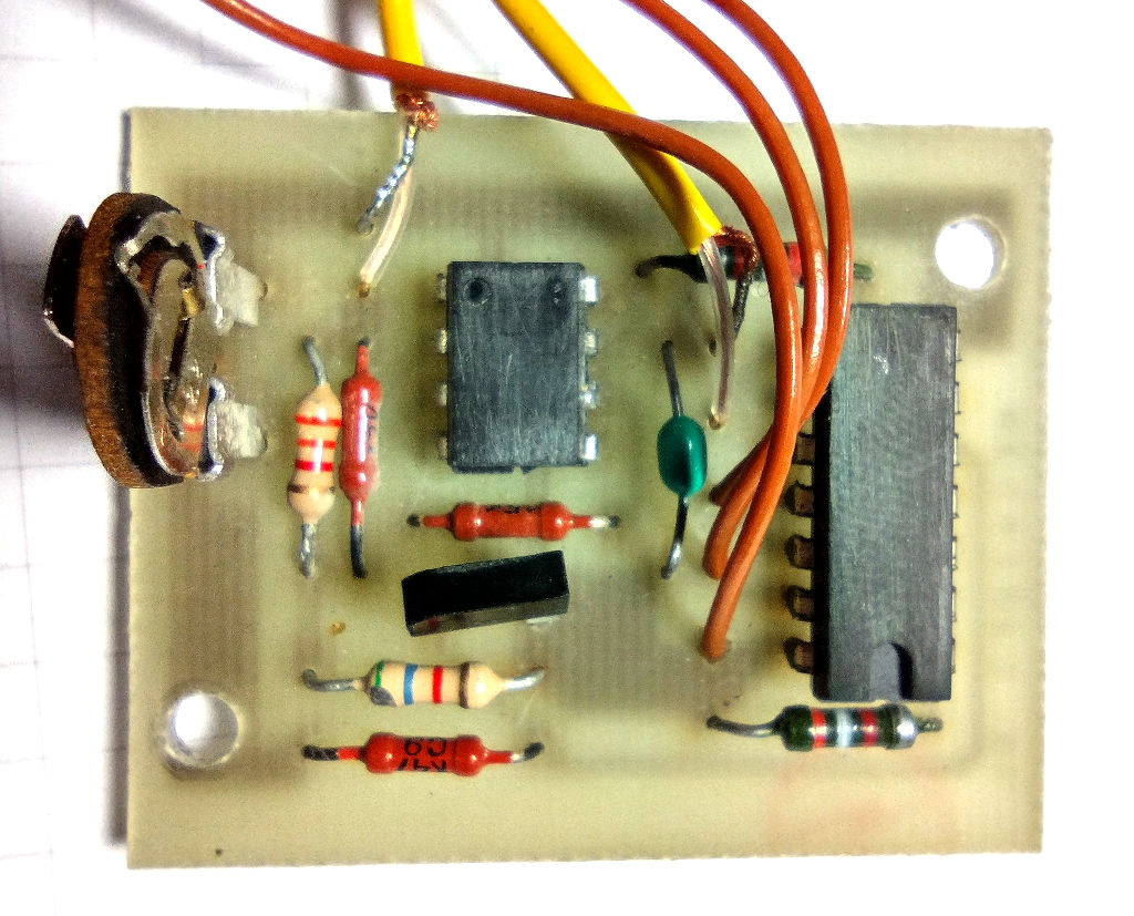 https://pigwa.code32.org/Yolk/blizzard_uA741/photos/blz741_pcb_top.jpg