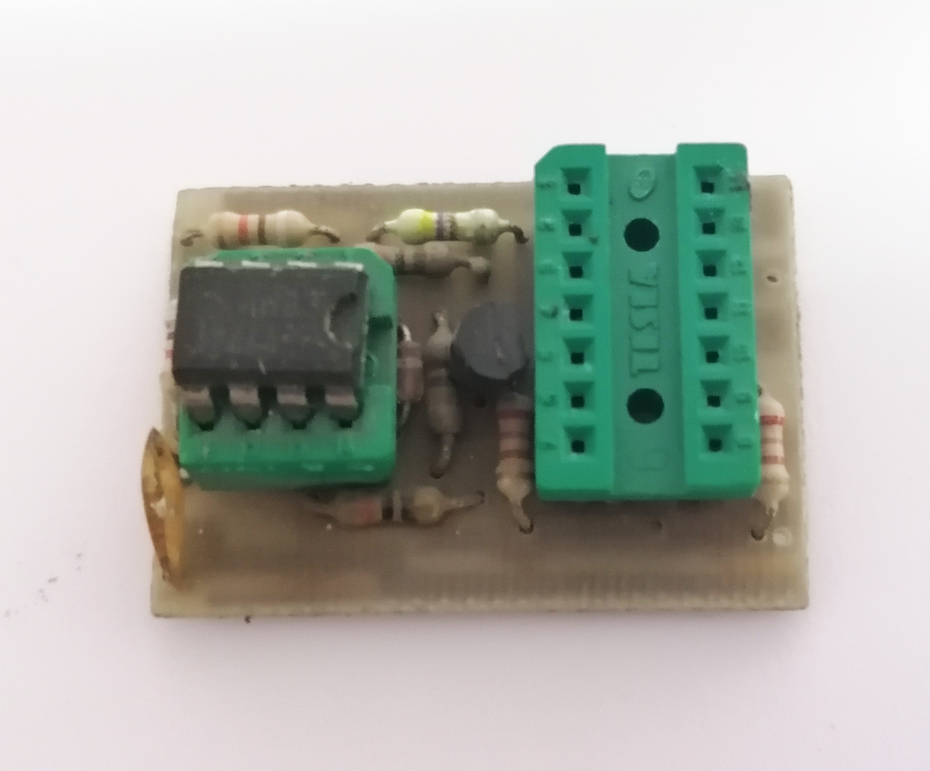https://pigwa.code32.org/aa/brodaty_t2000_pcb_testowa.jpg