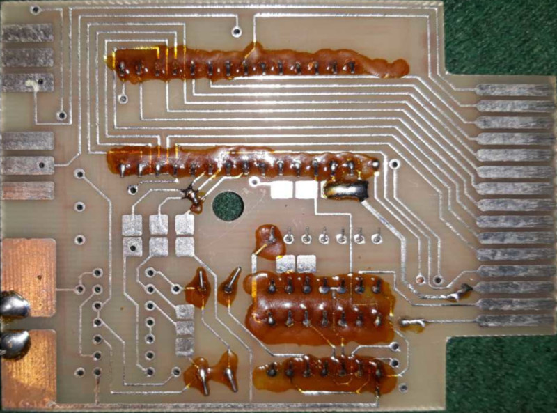 https://pigwa.code32.org/atari/Universal_Turbo/photos/unit_pcb_bot.jpg