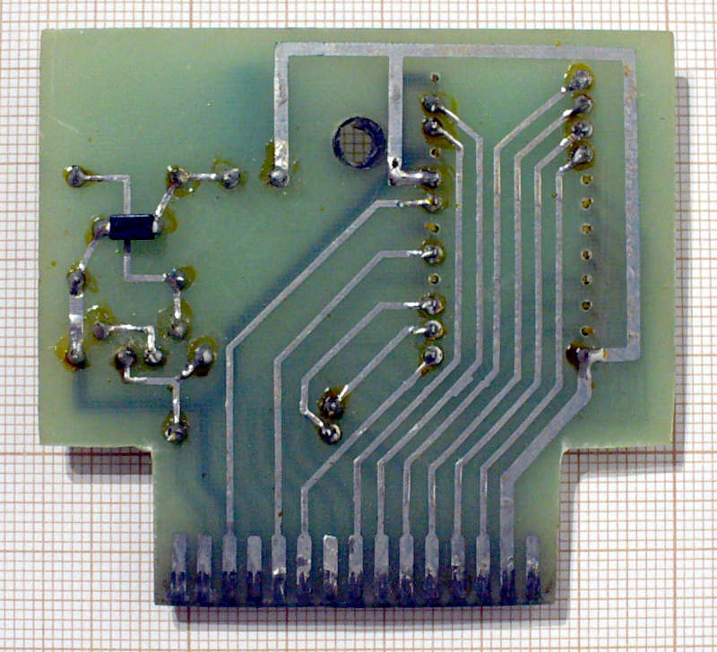 https://pigwa.code32.org/jd_retro/cart_dumps/KSO2000/photos/kso2000_clone_pcb_top.jpg