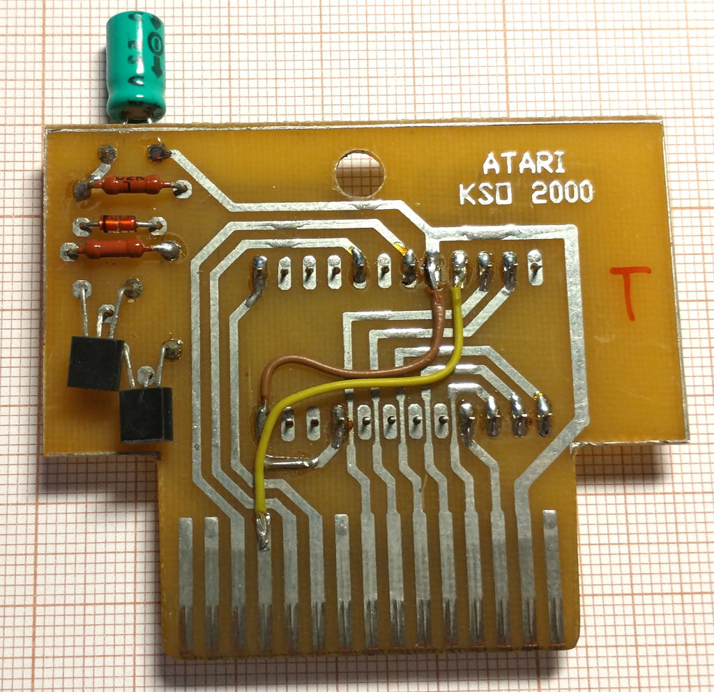 https://pigwa.code32.org/uicr0bee/carts/KSO2000_4K/photo/kso2000_4k_pcb_top.jpg