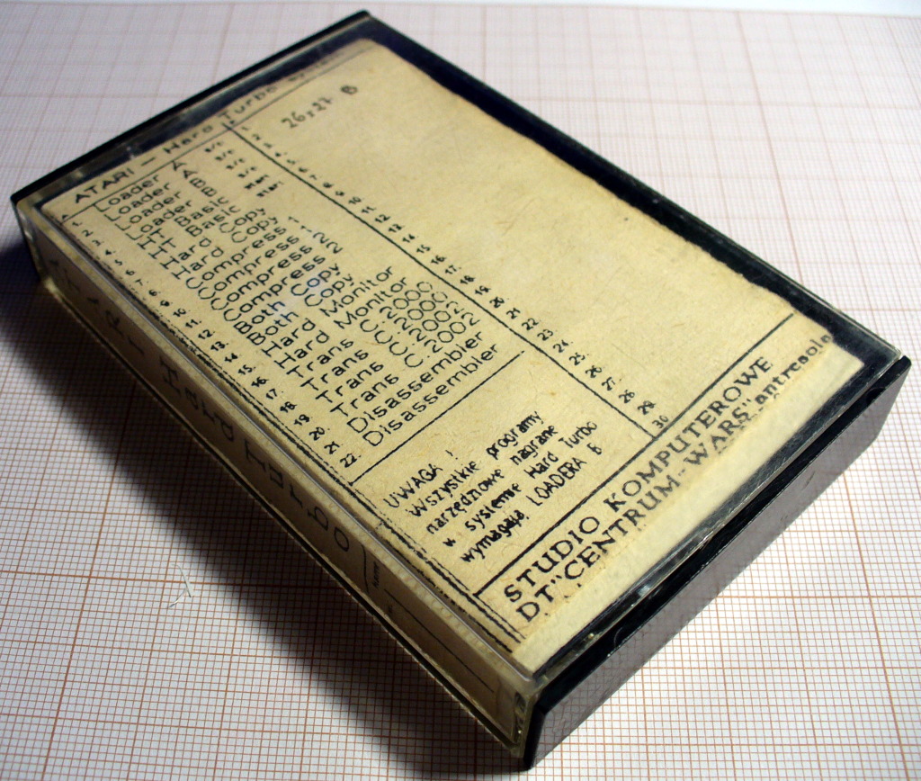 https://pigwa.code32.org/uicr0bee/tapes/Atari_Hard_Turbo/photos/aht_tools_tape.jpg