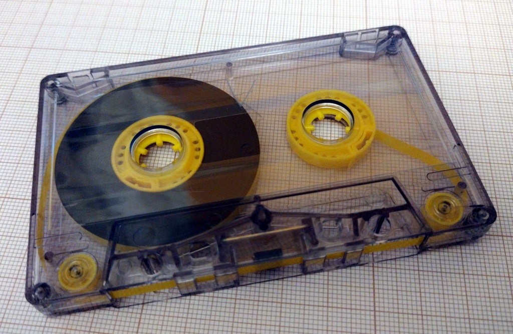 https://pigwa.code32.org/uicr0bee/tapes/KSO_Turbo_2000/Zestaw_22/zes22_tape.jpg