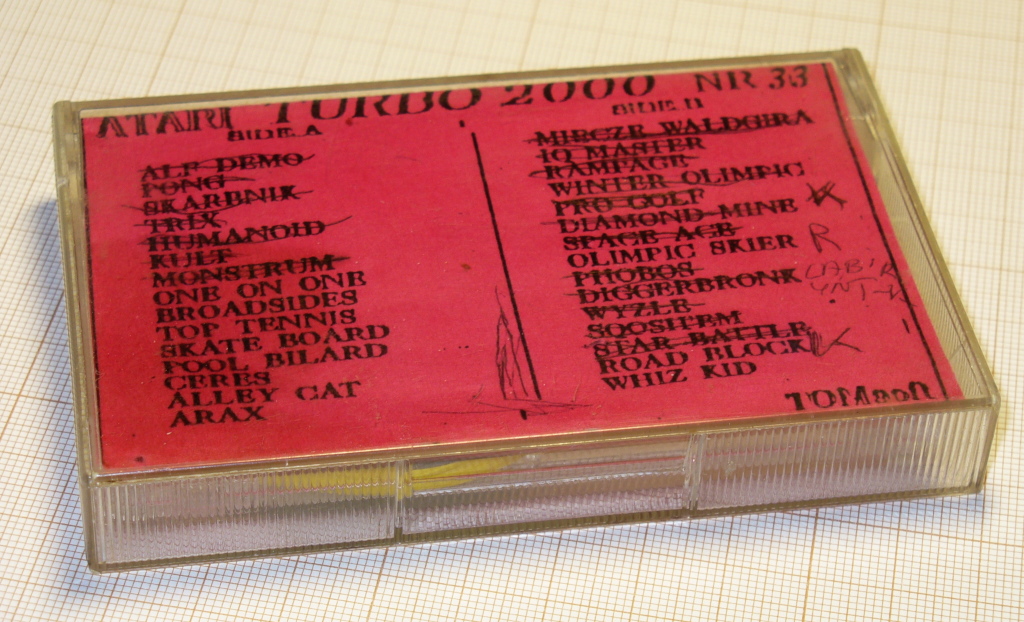 https://pigwa.code32.org/uicr0bee/tapes/KSO_Turbo_2000/Zestaw_33/zest33_case.jpg