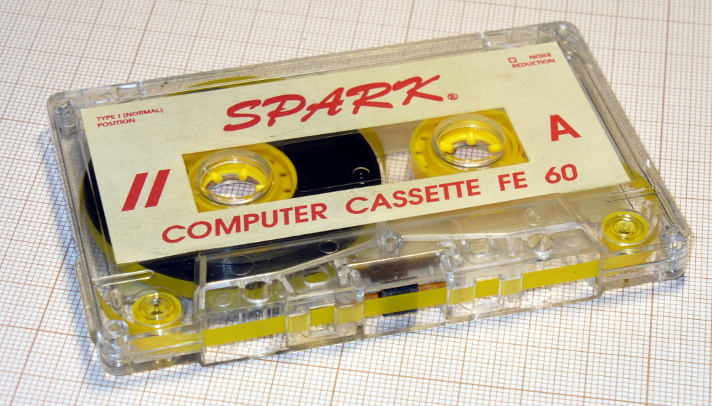 https://pigwa.code32.org/uicr0bee/tapes/KSO_Turbo_2000/Zestaw_33/zest33_tape.jpg