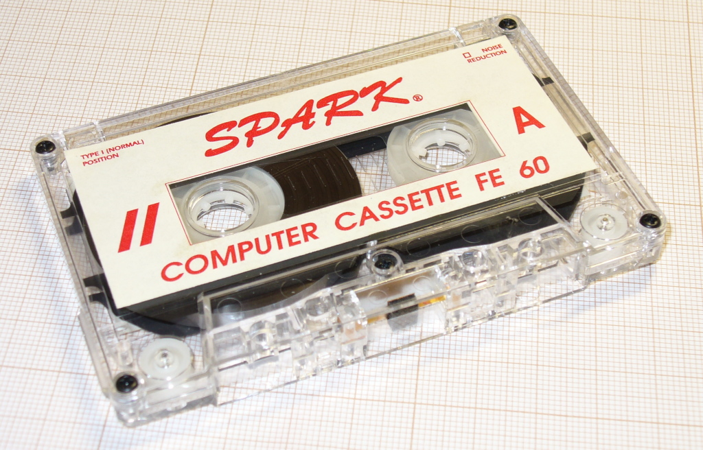 https://pigwa.code32.org/uicr0bee/tapes/KSO_Turbo_2000/Zestaw_34/zes34_tape.jpg