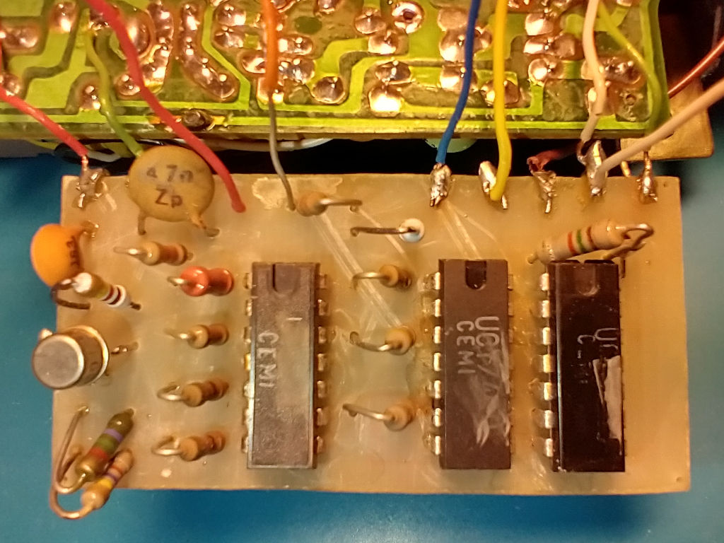 https://pigwa.code32.org/uicr0bee/turbo_systems/HJ$_universal_turbo/photo/hjs_uni_turbo_pcb_top.jpg