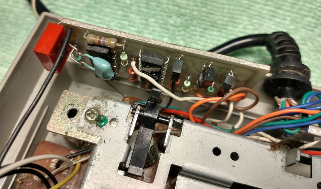 https://pigwa.code32.org/uicr0bee/turbo_systems/UmEx/photo/UmEx_XC12_ins.jpg