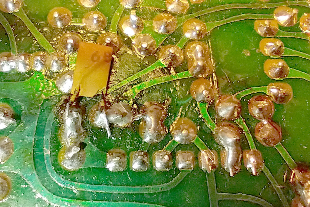 https://pigwa.code32.org/uicr0bee/turbo_systems/czech_T2000_obfs/xc12_obsf_main_pcb_bot1.jpg