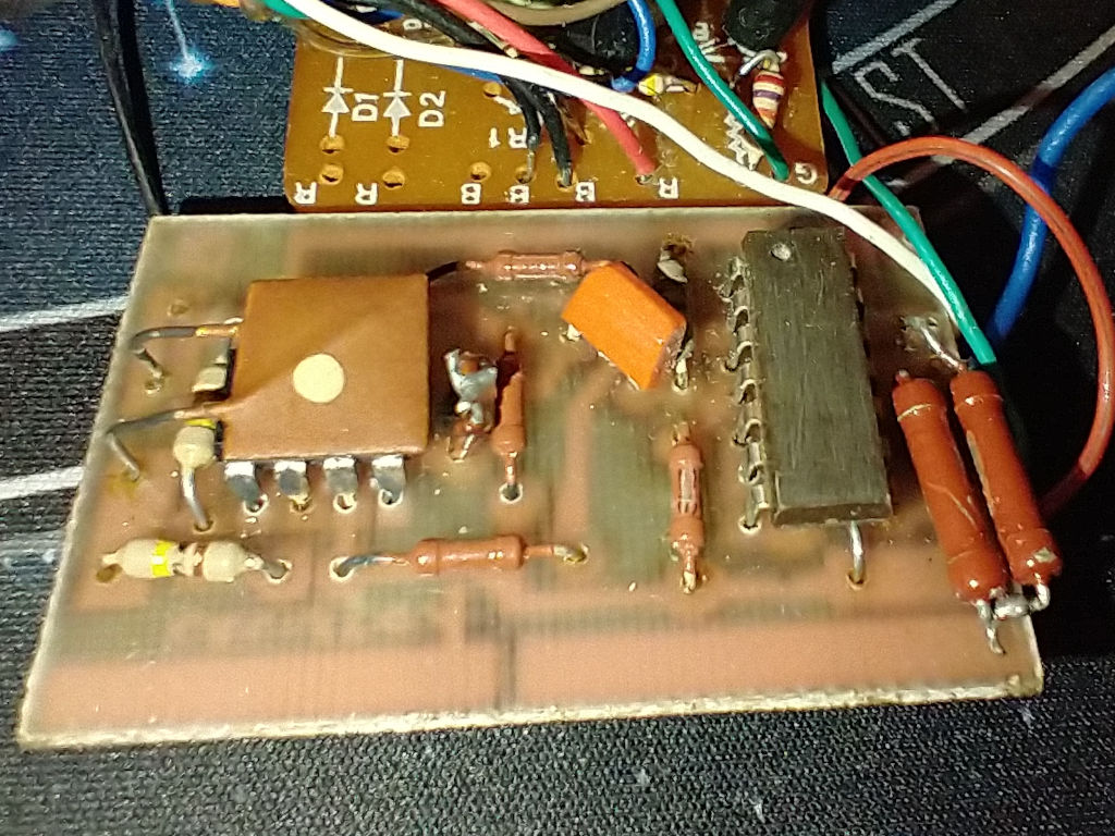 https://pigwa.code32.org/uicr0bee/turbo_systems/czech_T2000_obfs/xc12_obsf_pcb_top1.jpg